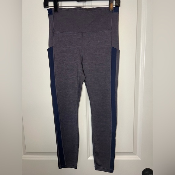 Athleta Pants - Athleta Ultimate Stash Pocket 7/8 Tight